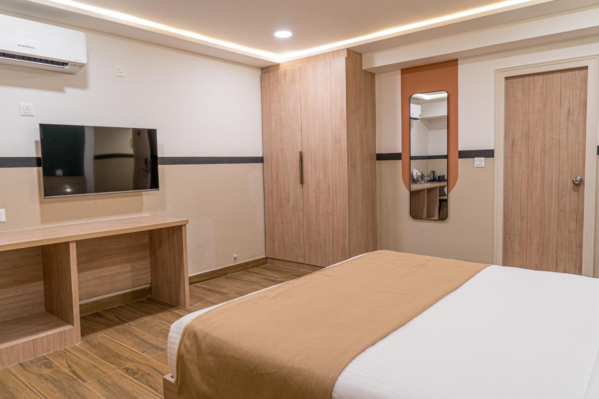 Olive Hotel Millers Road By Embassy Group Bangalore Exteriör bild