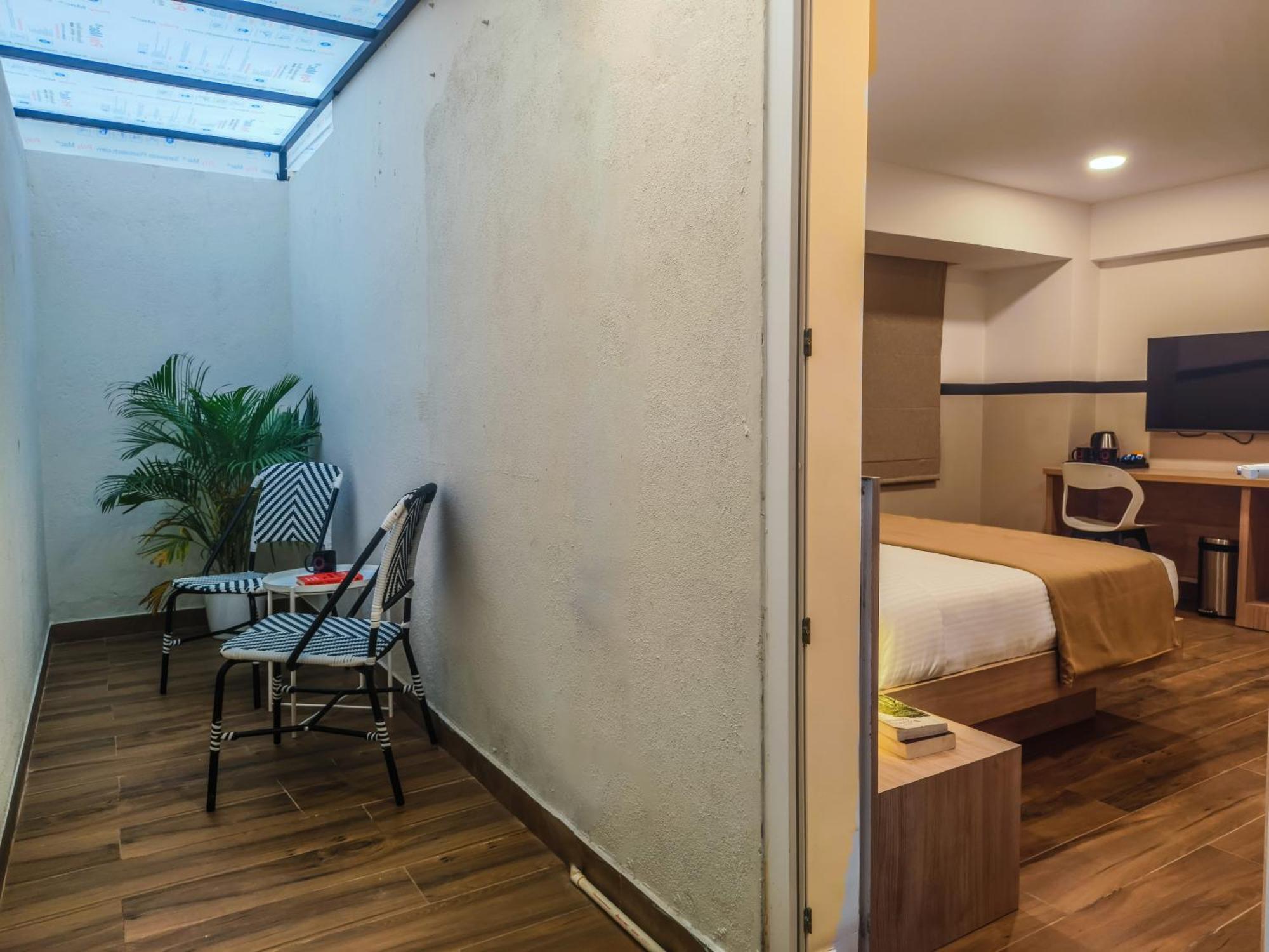 Olive Hotel Millers Road By Embassy Group Bangalore Exteriör bild
